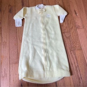 VINTAGE CARTERS YELLOW FLEECE SLEEP SACK SIZE 6 MONTHS